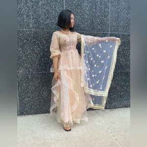 Dress with long sleeve